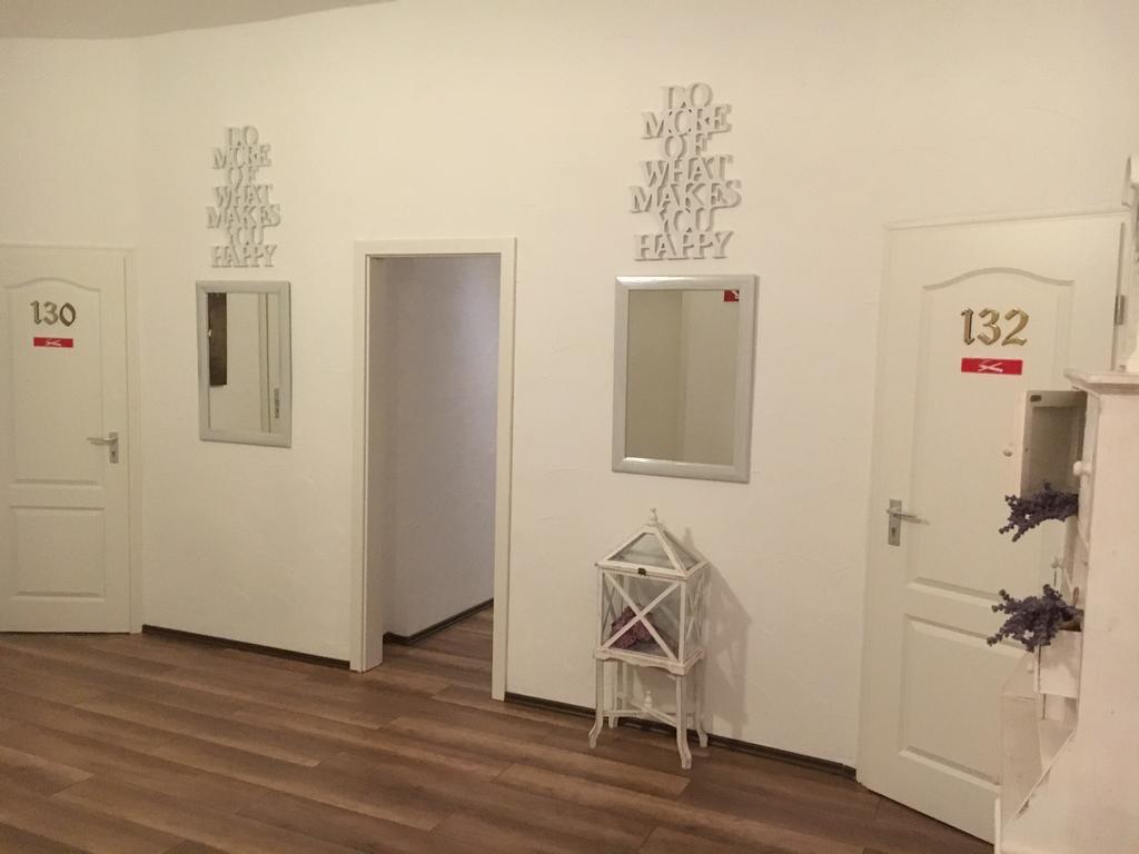 Hotel Ovelgoenner Hof Букстехуде Экстерьер фото